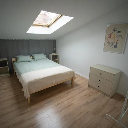 The Good Powisle 3 Bedrooms Апартаменты