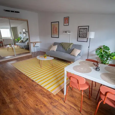 The Good Powisle 3 Bedrooms Διαμέρισμα